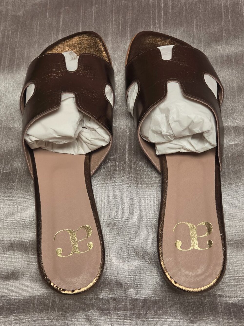 Vero Cuoio Women's Bronze Sandals, Size 11, Made in Italy, New with Box